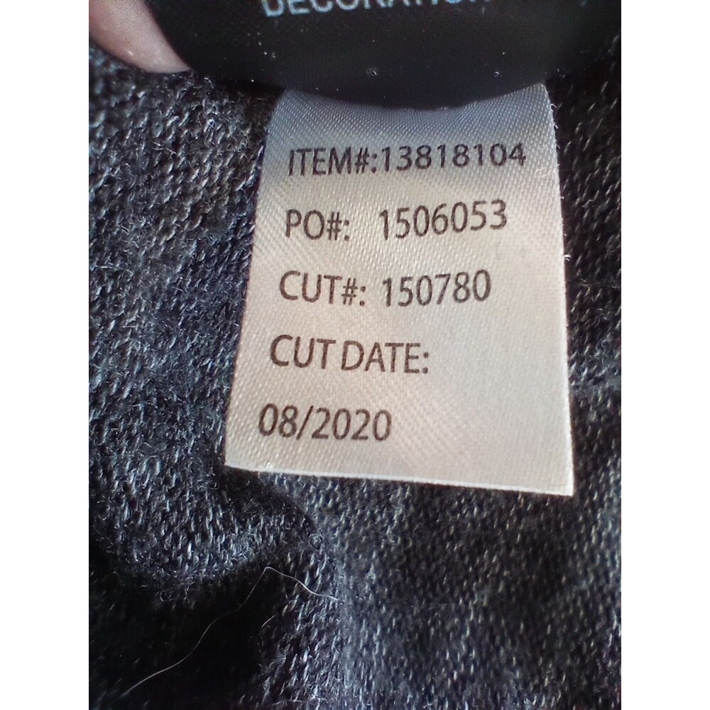 Torrid Super Soft Plush Sweater Top Gray Studded Size 4 4X Cozy Stretch Casual - Picture 7 of 7